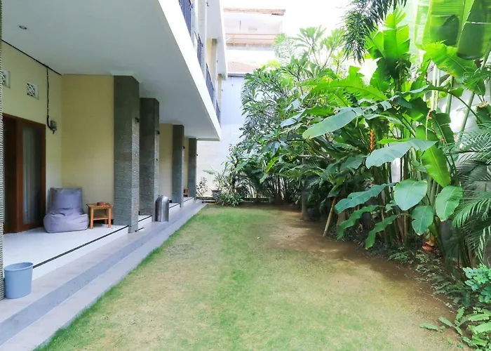 Guest house Kubu Kenak 2*